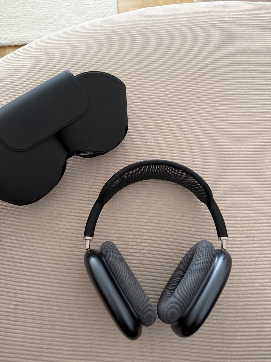 Apple Kopfhörer: Apple AirPods Max Kopfhörer  – Neu (gemäss Beschreibung) aus Biel/Bienne von meralyasar 1
