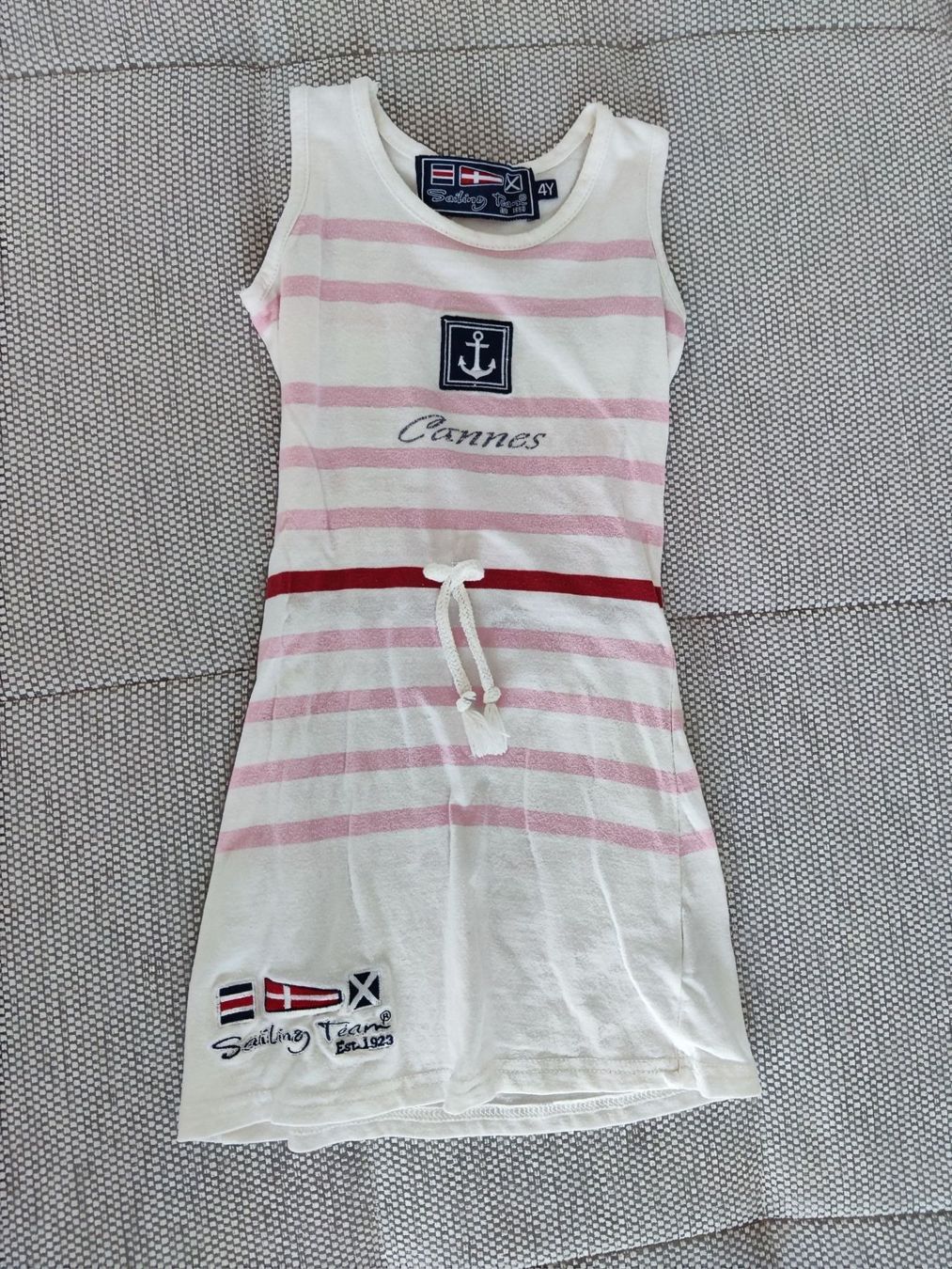 Robes et jupes: Baby Kleid – D'occasion à Buchs ZH par indli10