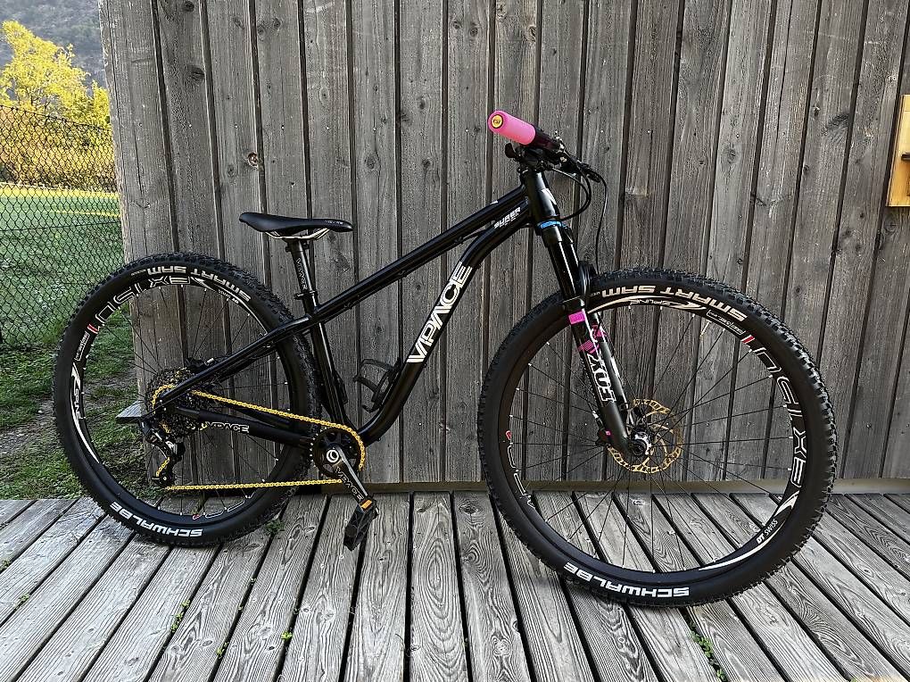Vélos: Vpace MTB 27.5" – D'occasion à Personico par rickscha 1