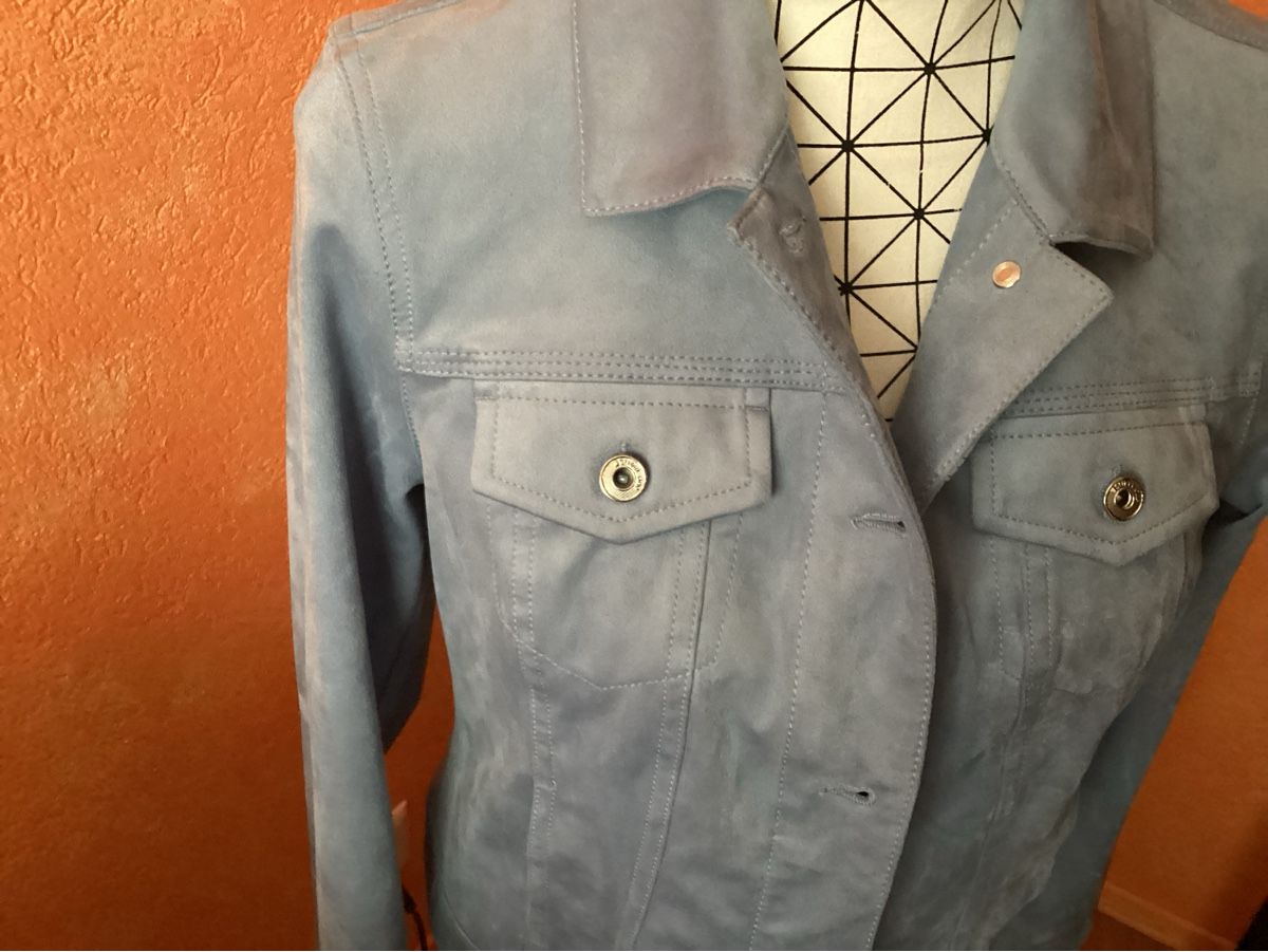 Jacken: Damen Jacke in Lederoptik hellblau Grösse 38 – Neu (gemäss Beschreibung) aus Cham von Lanza08 1