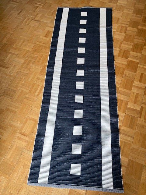 Ikea Teppiche: Läufer-Teppich, Baumwolle 192 x 65 – Gebraucht aus Solothurn von Zsusanna 1