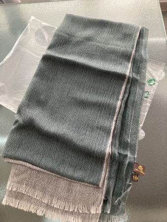 Loro Piana Opposite Shawl, Kaschmir/Seide, 200x100 cm, neu!