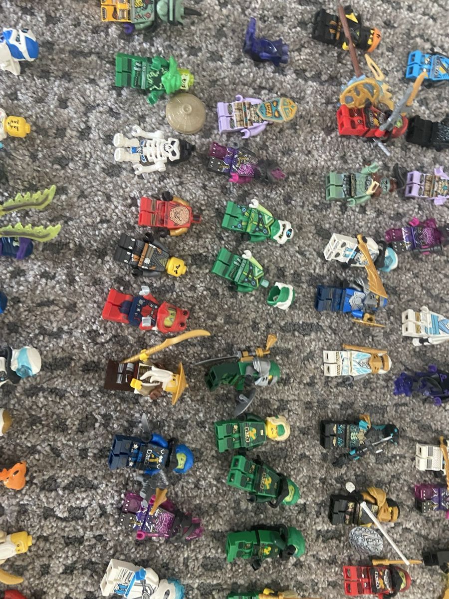 Lego Statuette: Riesige lego Figuren Samlung Einzelverkauf möglich – Usato da Unterentfelden venduto da MelG1 3