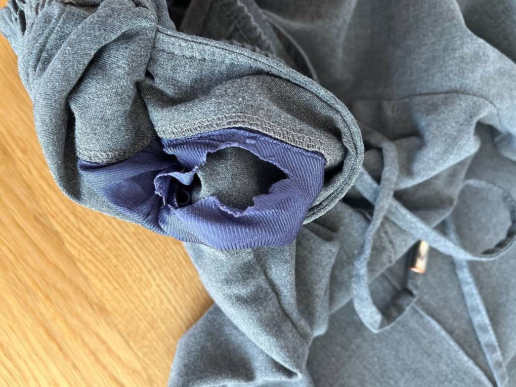 Pantaloni: Graue Stoffhose, S, Zara – Usato da Breitenbach venduto da ani_tc2l 1