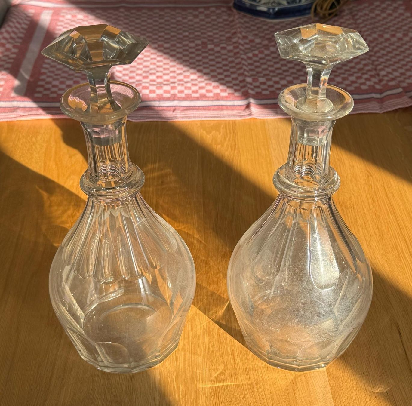 Caraffe: Kristallkaraffen Antik – Usato da Münchenstein venduto da Calimeroaim