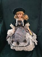 Sammlerpuppe Victoria, prachtvolles Kleid, neuwertig, Win...