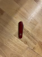 Taschenmesser Rot gebrauchter Zustand 