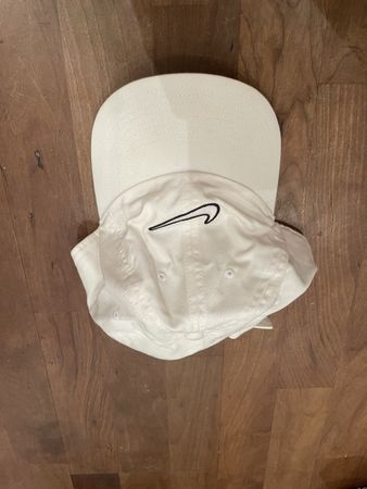 nike cap weiss