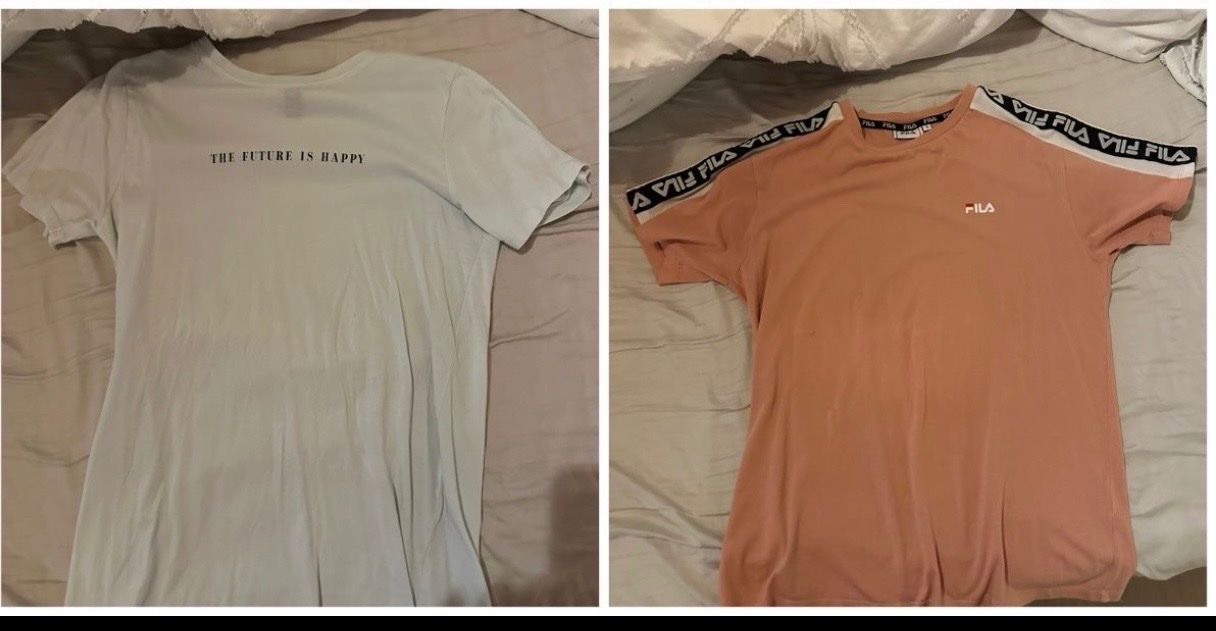 Lotti di vestiti: T-Shirt Set  /  Grösse: S – Usato da Oberhofen Thun'see venduto da ClaudiaKelesh
