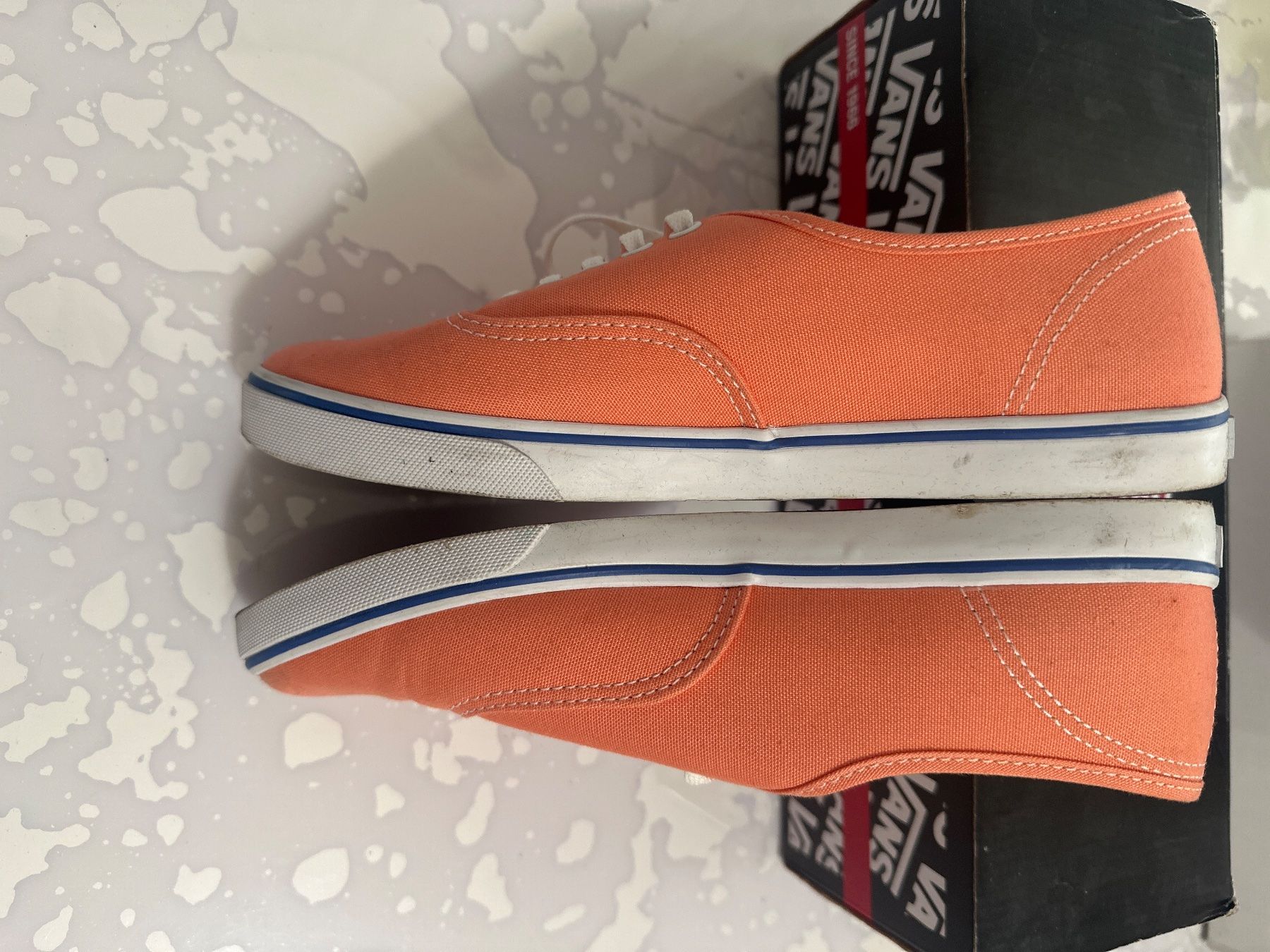 Vans Chaussures femmes: Vans Authentic orange corail – Baskets avec boîte – D'occasion à prilly par sbe_8ksk 2