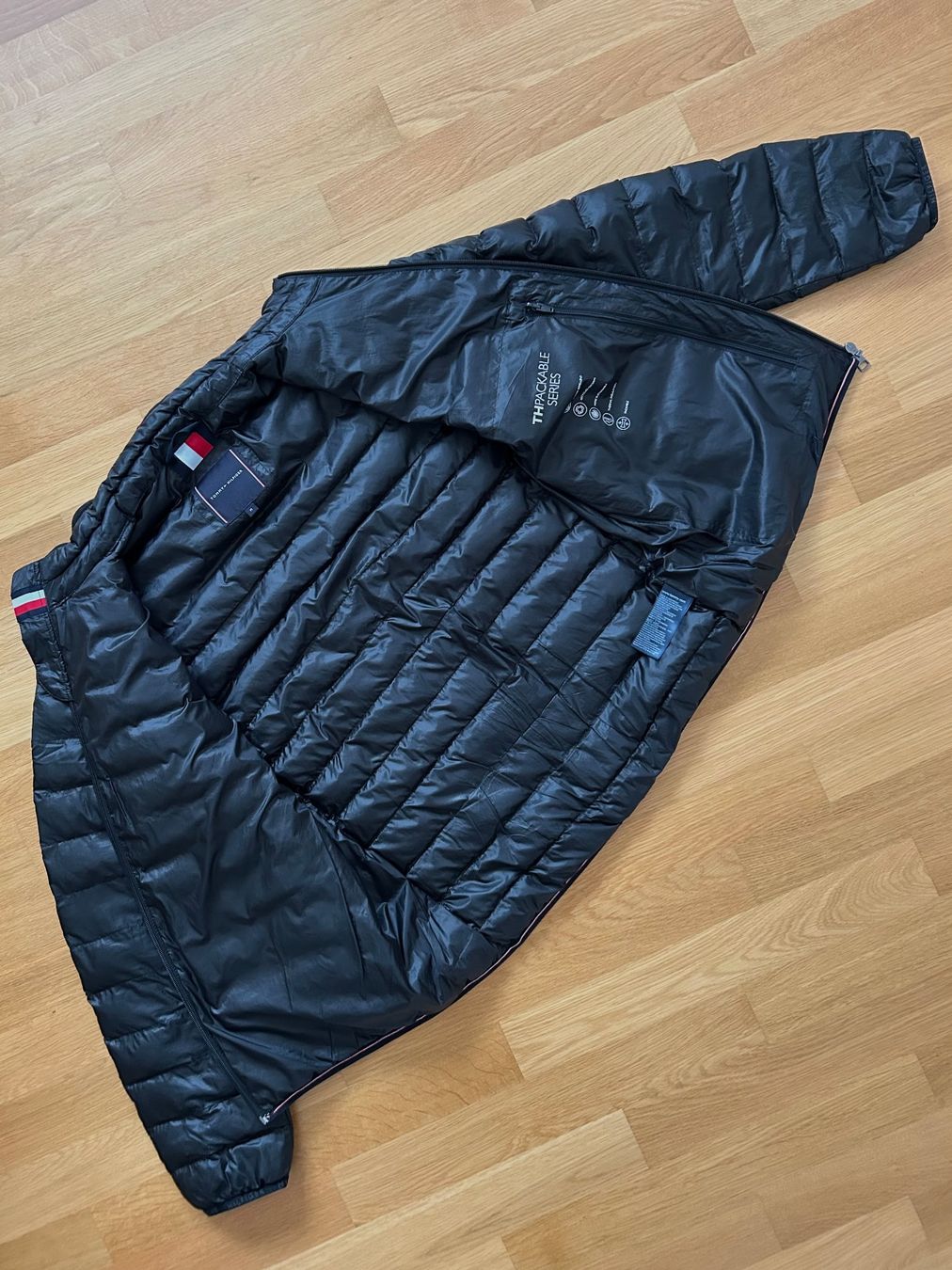 Tommy Hilfiger Giacche: Tommy Hilfiger Jacket – Usato da Zürich venduto da _nathalie_ 3
