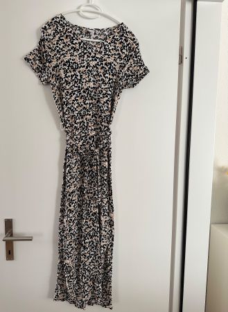 Kleid leoprint Gr. S