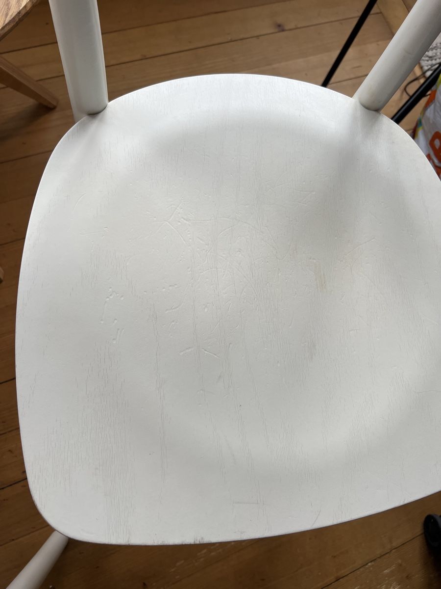 Ikea Stühle: 2 Stühle Ikea weiss  – Gebraucht aus Biel/Bienne von mona222 1