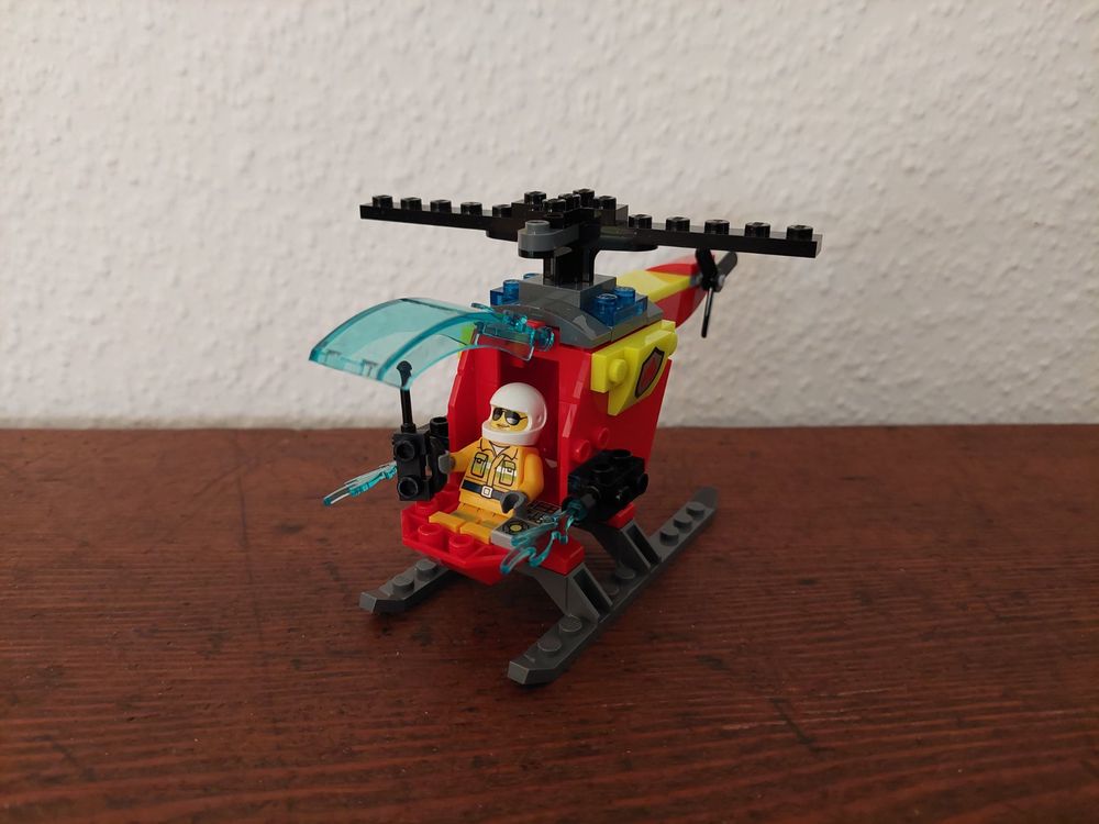 Lego Giocattoli: LEGO CITY Feuerwehrauto 60107 & Helikopter 60318 – Usato da Möhlin venduto da Kecksli 8