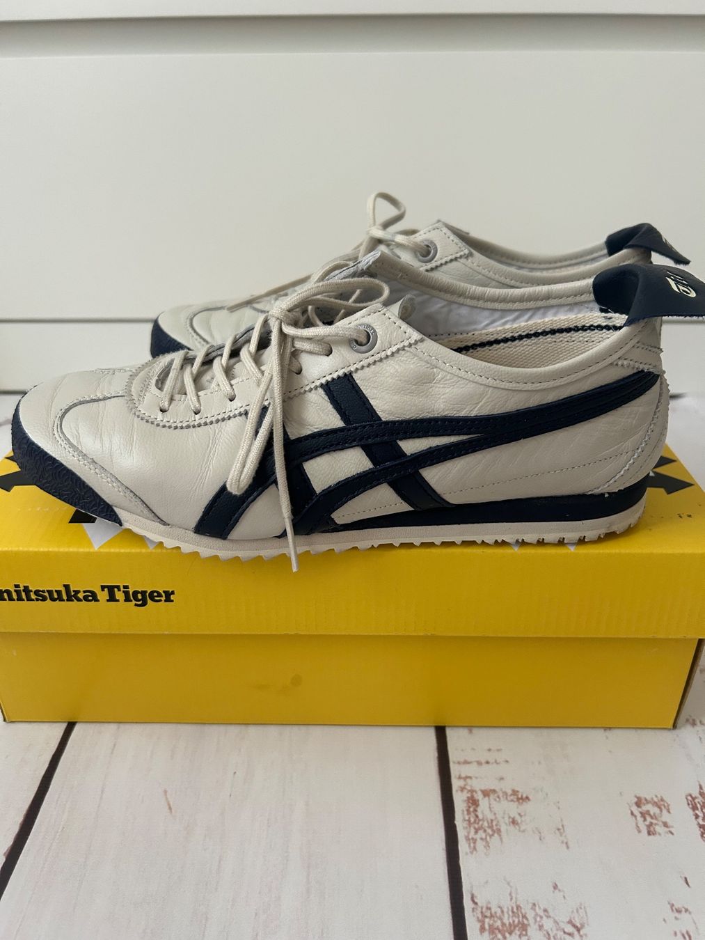 Socken: Onitsuka Tiger Mexico 66 size 38 EU – Gebraucht aus Zürich von Ferienan