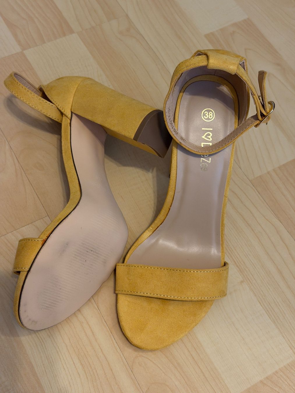 Dosenbach Damenschuhe: High Heels Senfgleb, Grösse 38 – Neu und originalverpackt aus Hochdorf von maj_869r 1