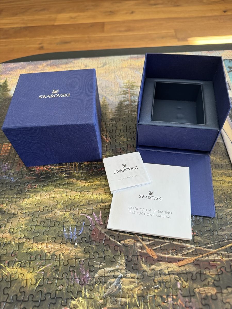 Swarovski Montres: Swarovski Watch Women's  – D'occasion à Roggwil BE par lffcb 5