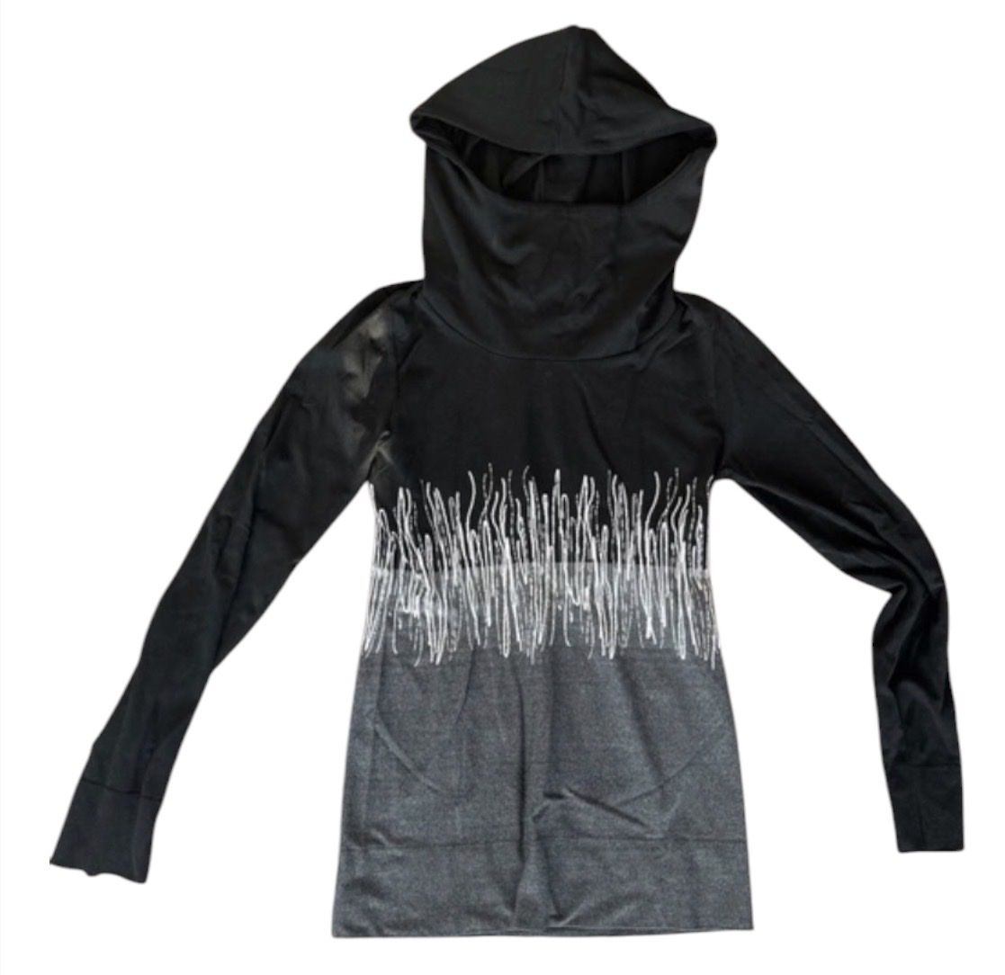 Pullover & Sweatshirts: Mergaitiskas dzemperis – Gebraucht aus Buochs von zukkias
