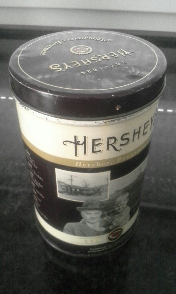 Barattoli: 2 boîtes métal HERSHEY'S + Irish Tofee – Usato da Le Mont-sur-Lausanne venduto da picachu1052 2