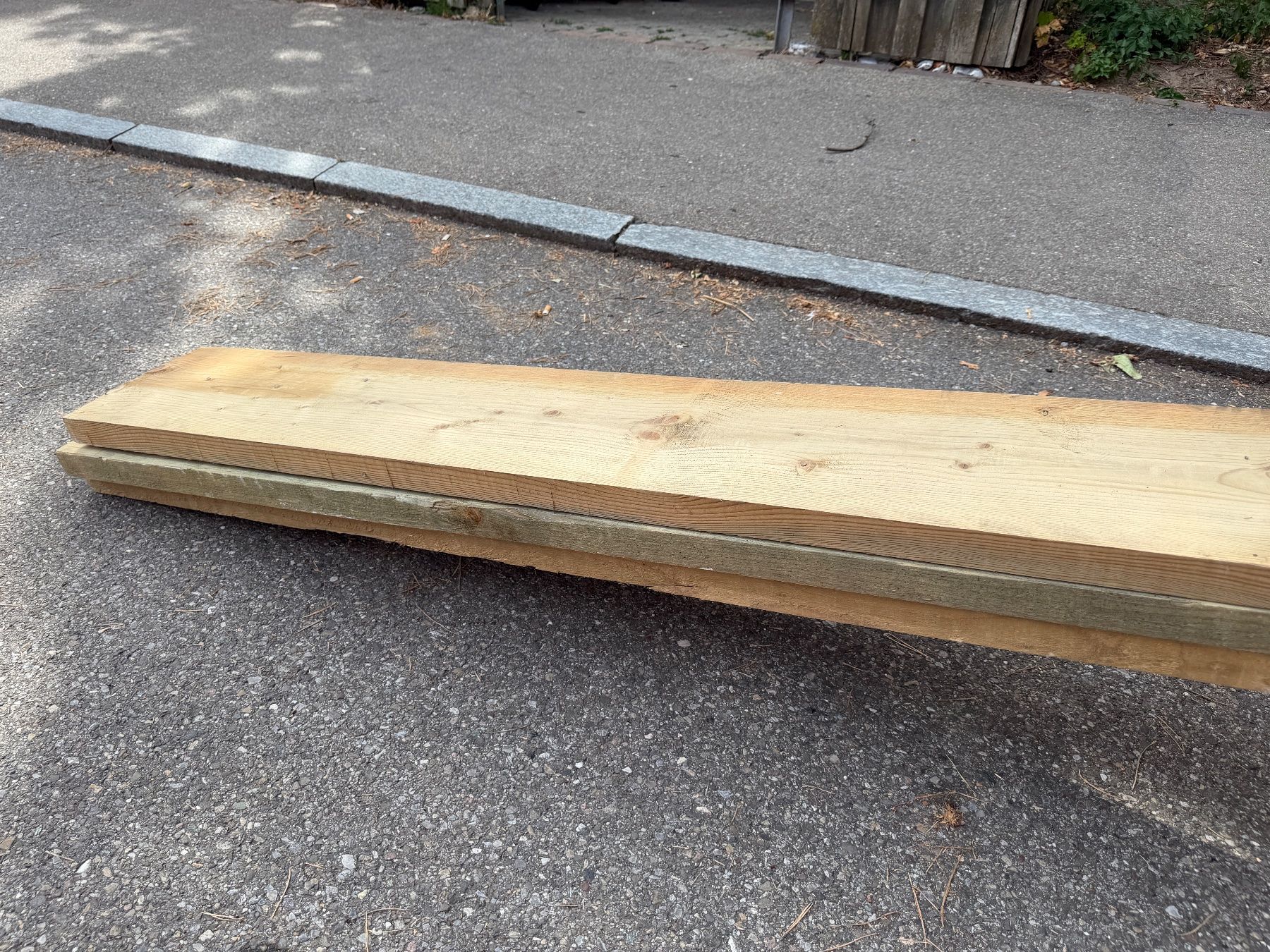 Holzartikel: 3 Holzbretter ca. 340cm lang – Neu (gemäss Beschreibung) aus Niederhasli von MT660 3