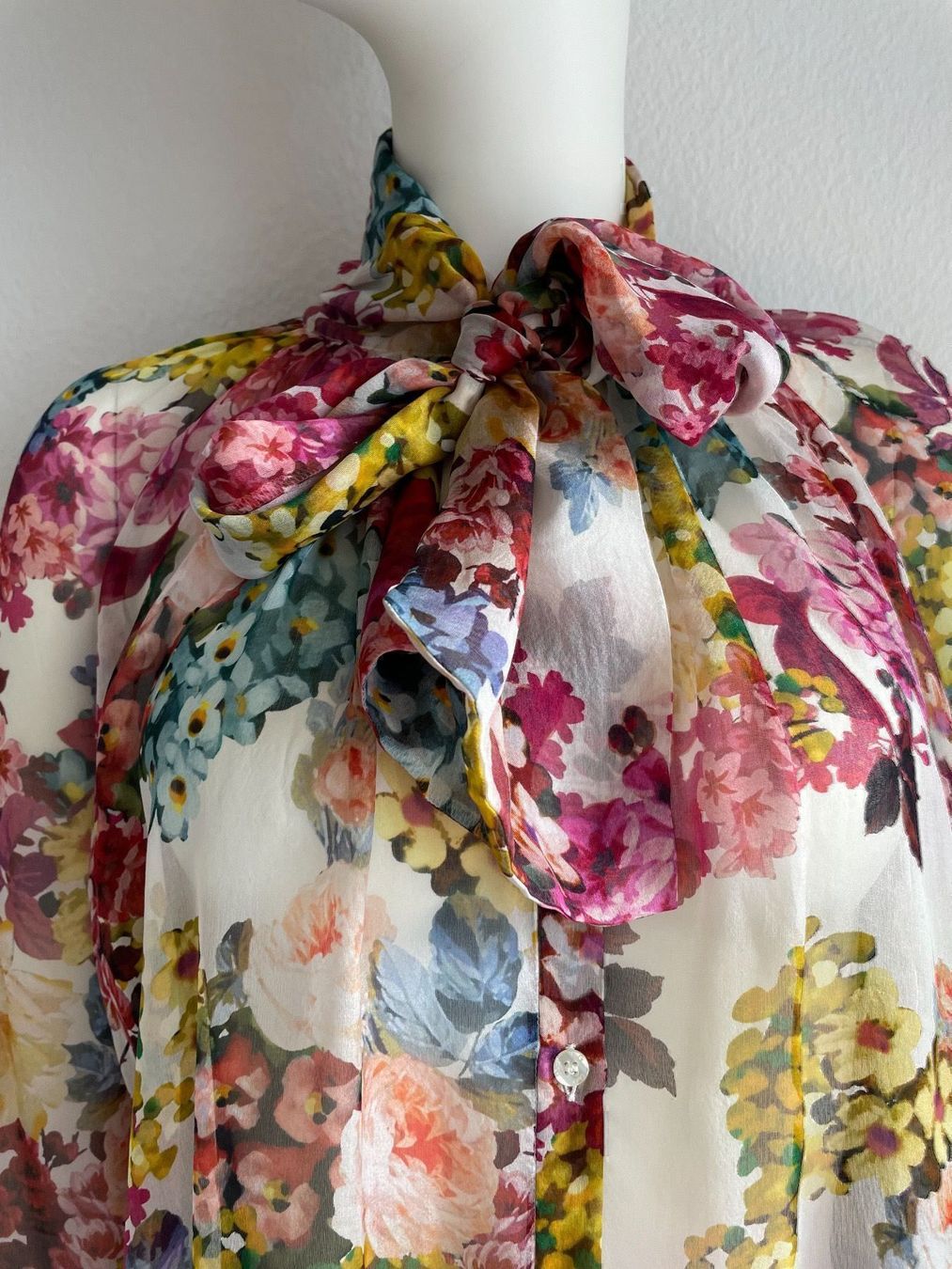 Dolce & Gabbana Blusen: Dolce & Gabbana Bluse – Neu (gemäss Beschreibung) aus Winterthur von 19.19 4