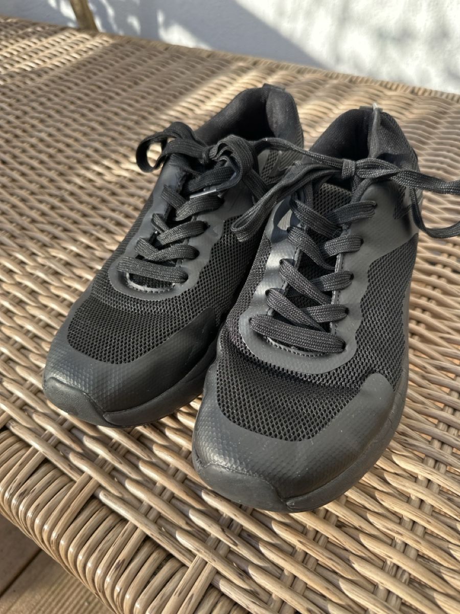 Scarpe da donna: Leichter Sneaker von Workout, Gr. 39 – Usato da Zürich venduto da xmi_2ckv