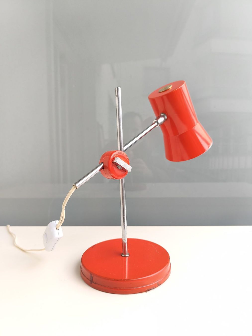 Lampes: Lampe de table rouge – D'occasion à Fribourg par cla_x966 1