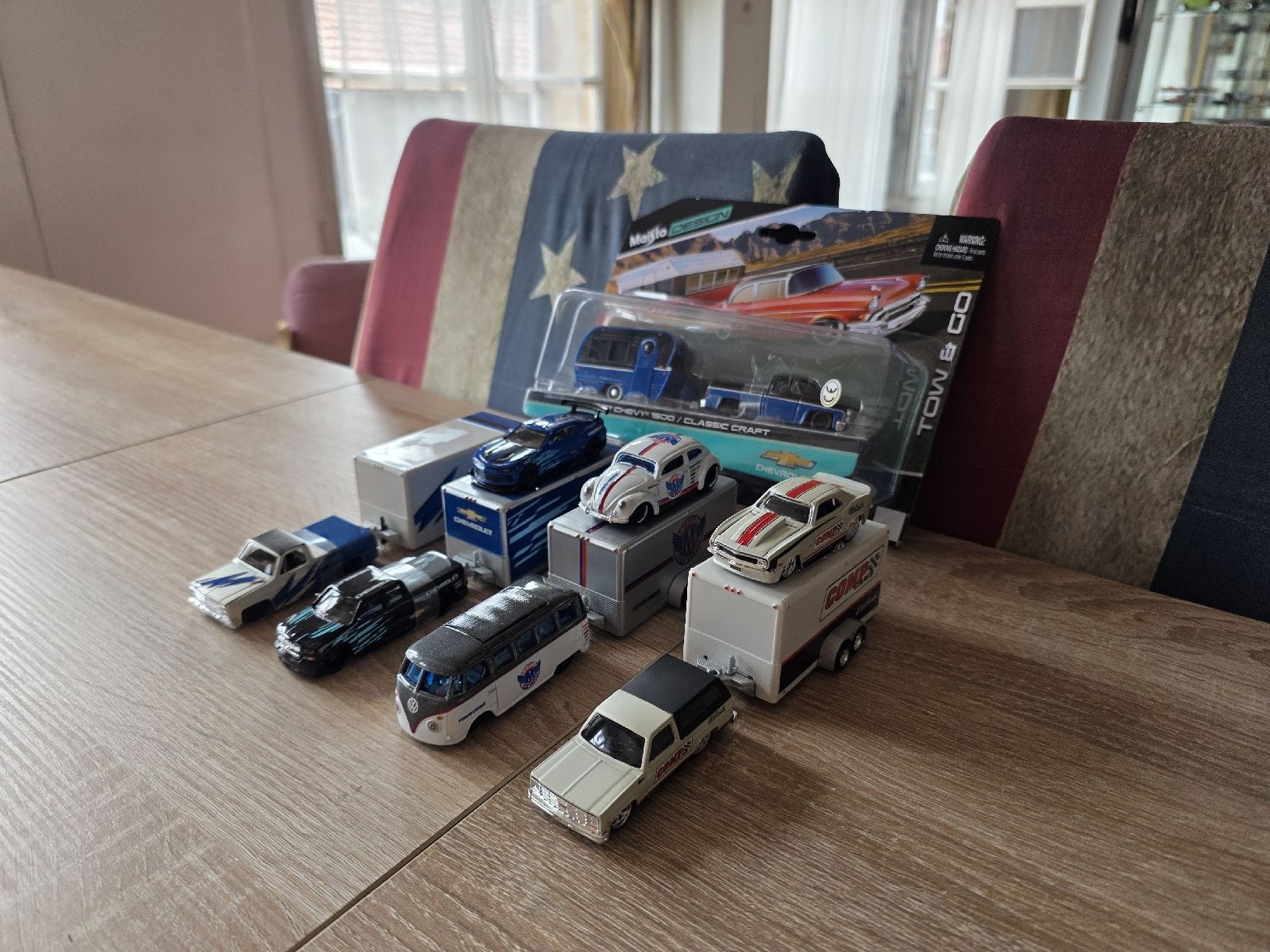 Maisto Modellautos: 5x Team Transporter 1:64 Maisto – Neu (gemäss Beschreibung) aus Goldingen von Muscle_Cars84 1
