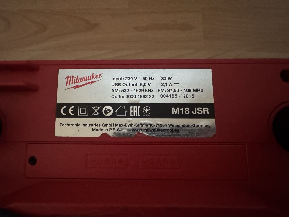 Milwaukee Radios: Milwaukee Radio – Gebraucht aus Arch von Neuhuus97 3