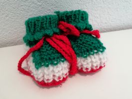 NEU: Babyfinkli schweizer Handarbeit, Farben von Italien