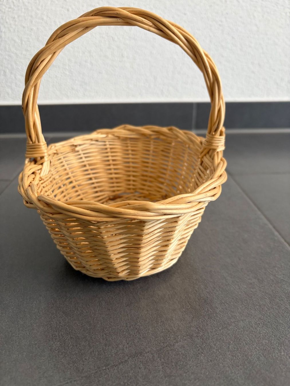 Sonstiges für Haushalt & Wohnen: Weidenkorb mit Henkel – Gebraucht aus Beinwil am See von den_p9db