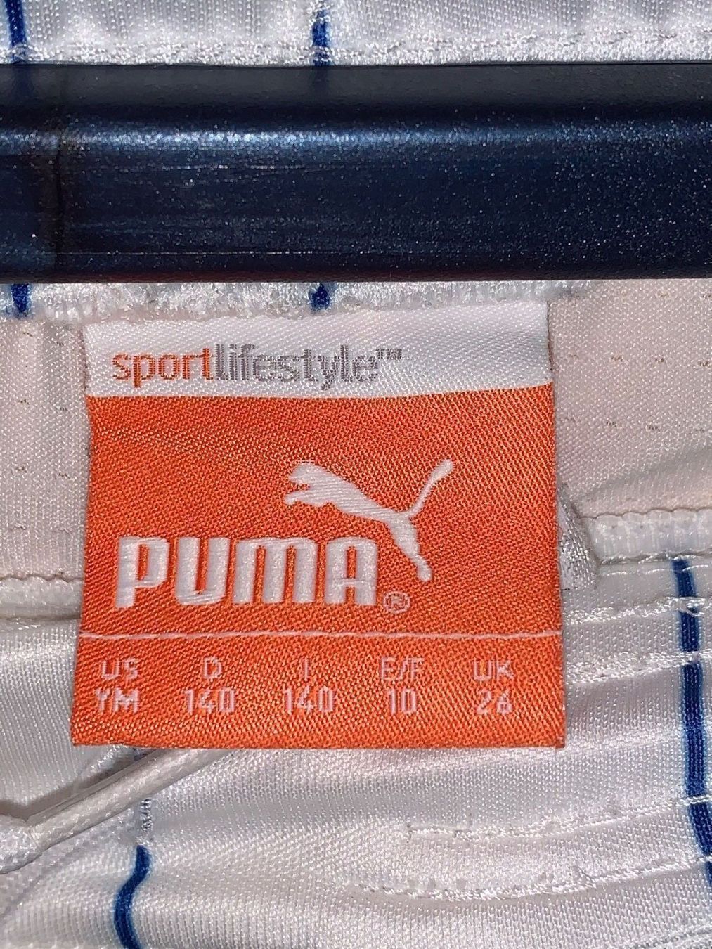 Puma Pantaloni: Italia Shorts puma – Usato da Oberengstringen venduto da Edu78 1