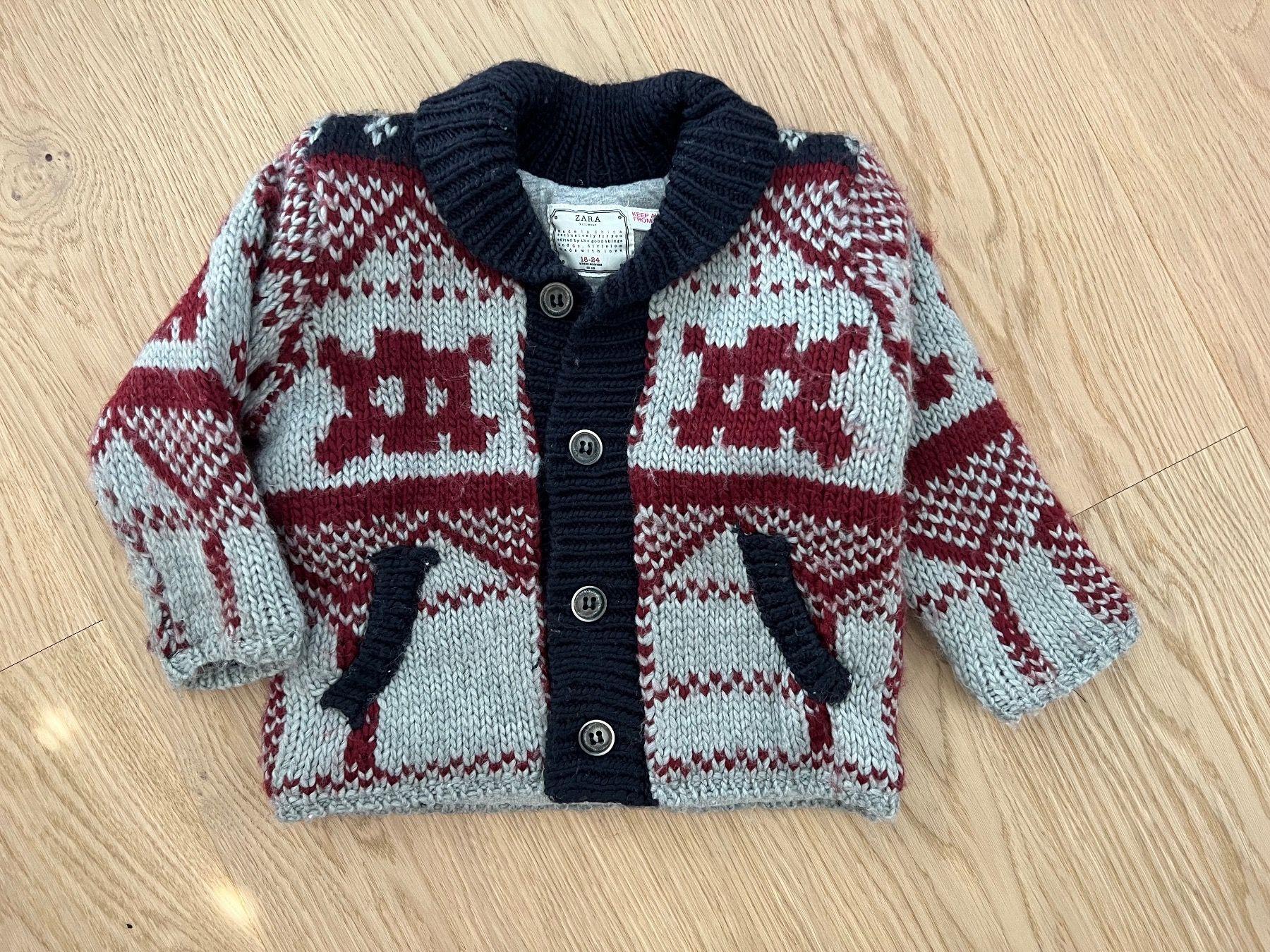 Zara Jacken: Strickjacke von ZARA Gr. 92 – Gebraucht aus Ennetbaden von Katiusia 1