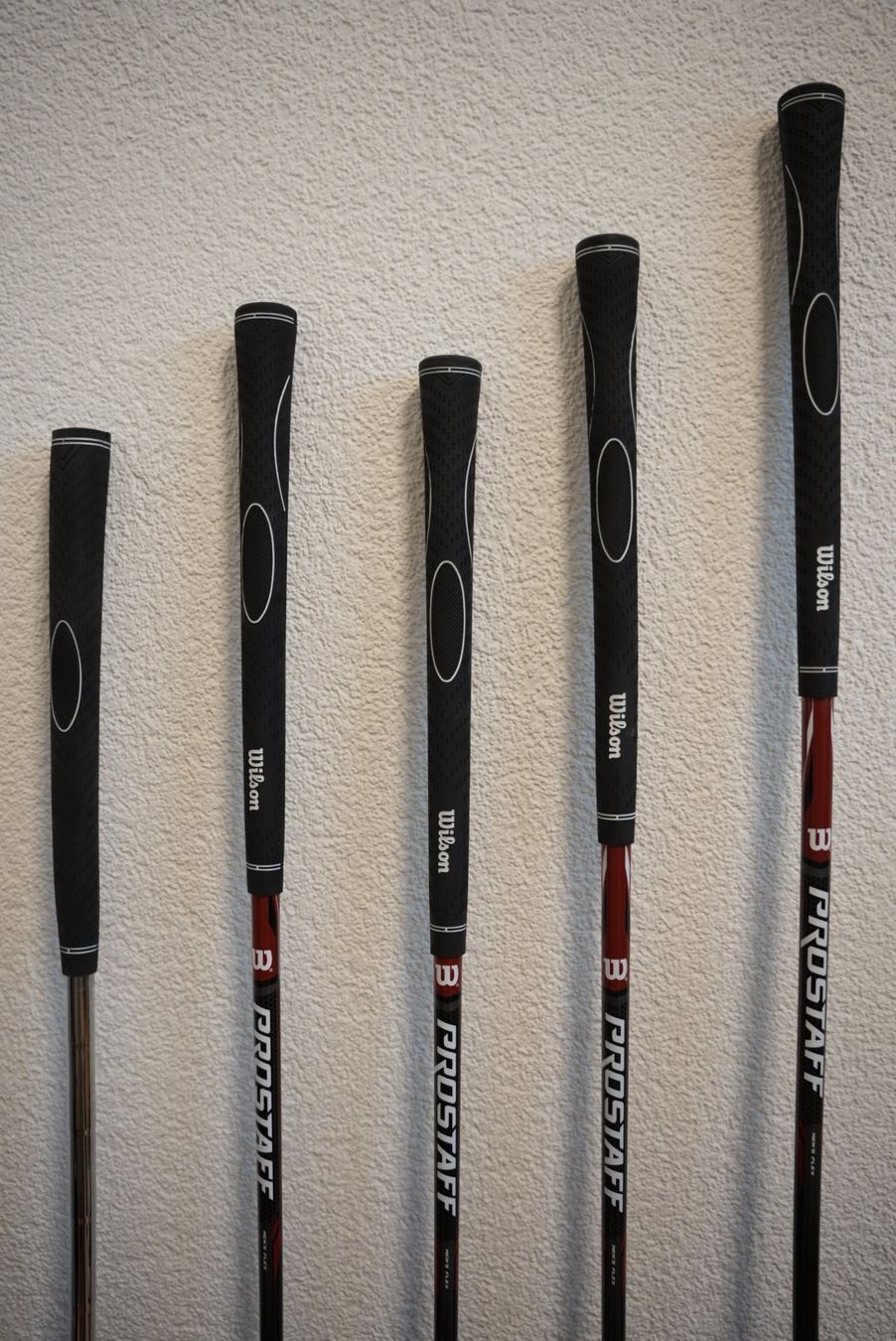 Wilson Mazze & Set: GOLFSET WILSON - 5 Schläger & Div. Zubehör – Nuovo (secondo la descrizione) da Nidau venduto da autoexpresso 3
