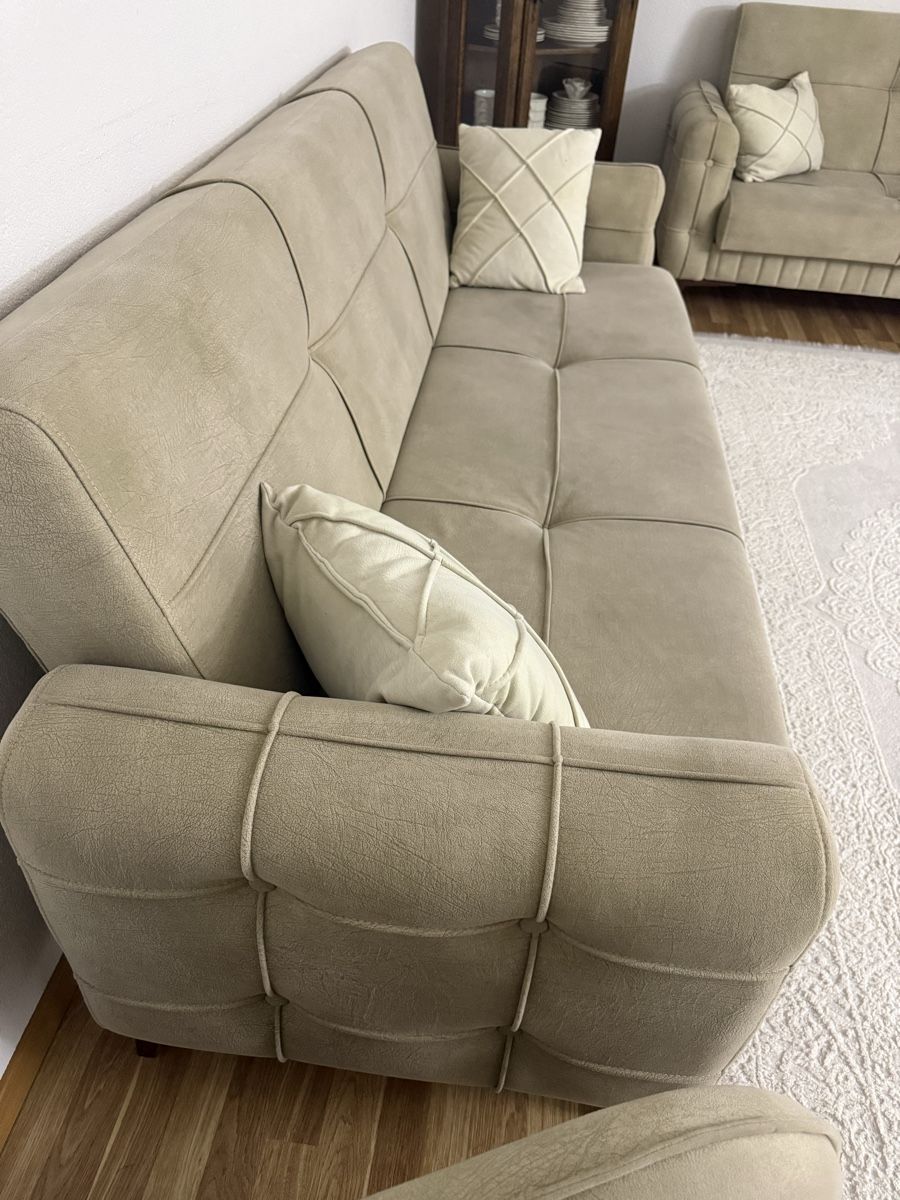 Sofas: Sofa Sets 3/2/1 – D'occasion à Burgdorf par Khalid_Che 3