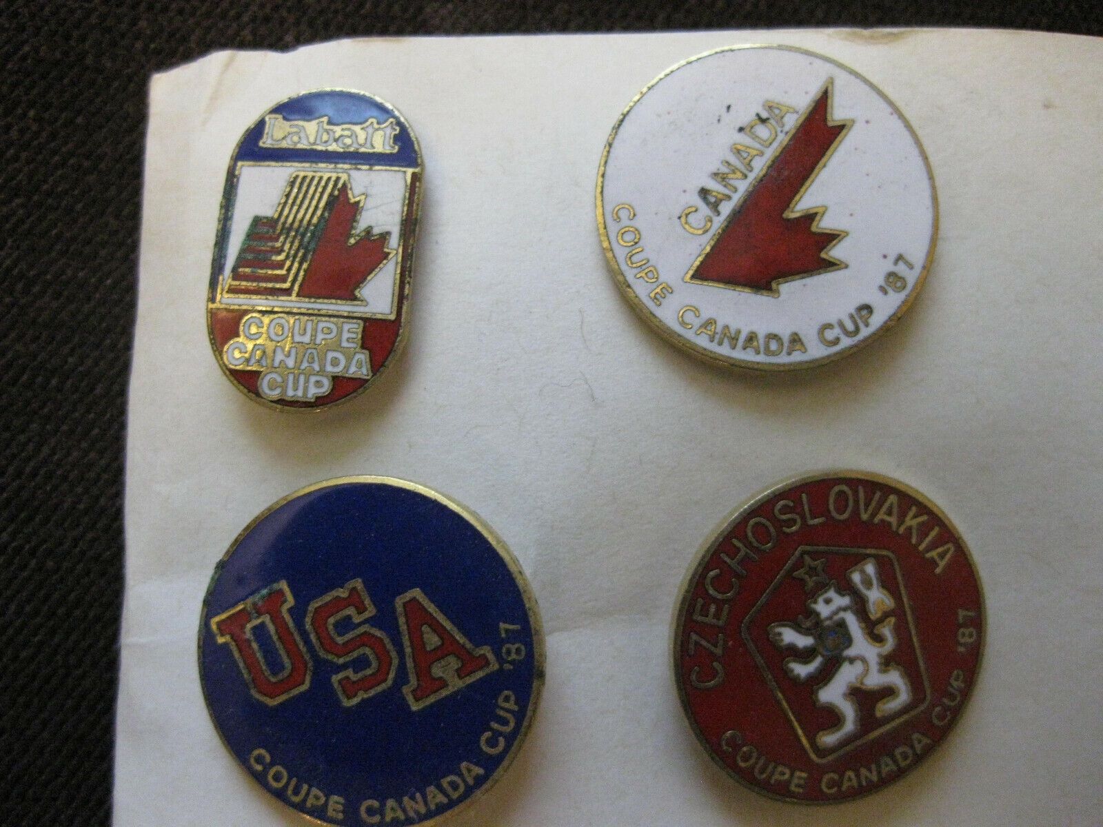 Broschen & Nadeln: 1987 Canada Cup Hockey Official Pin Set – Gebraucht aus Osogna von goodthingme 1