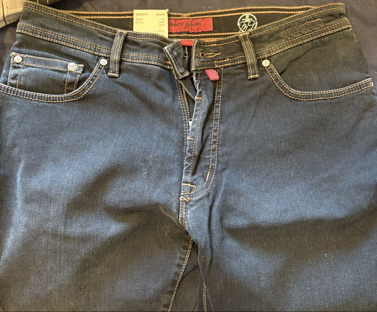 Pierre Cardin Jeans: Pierre Cardin 33 x 34 Jeans  – Nuovo e nell'imballaggio originale da Obermumpf venduto da davetattoo