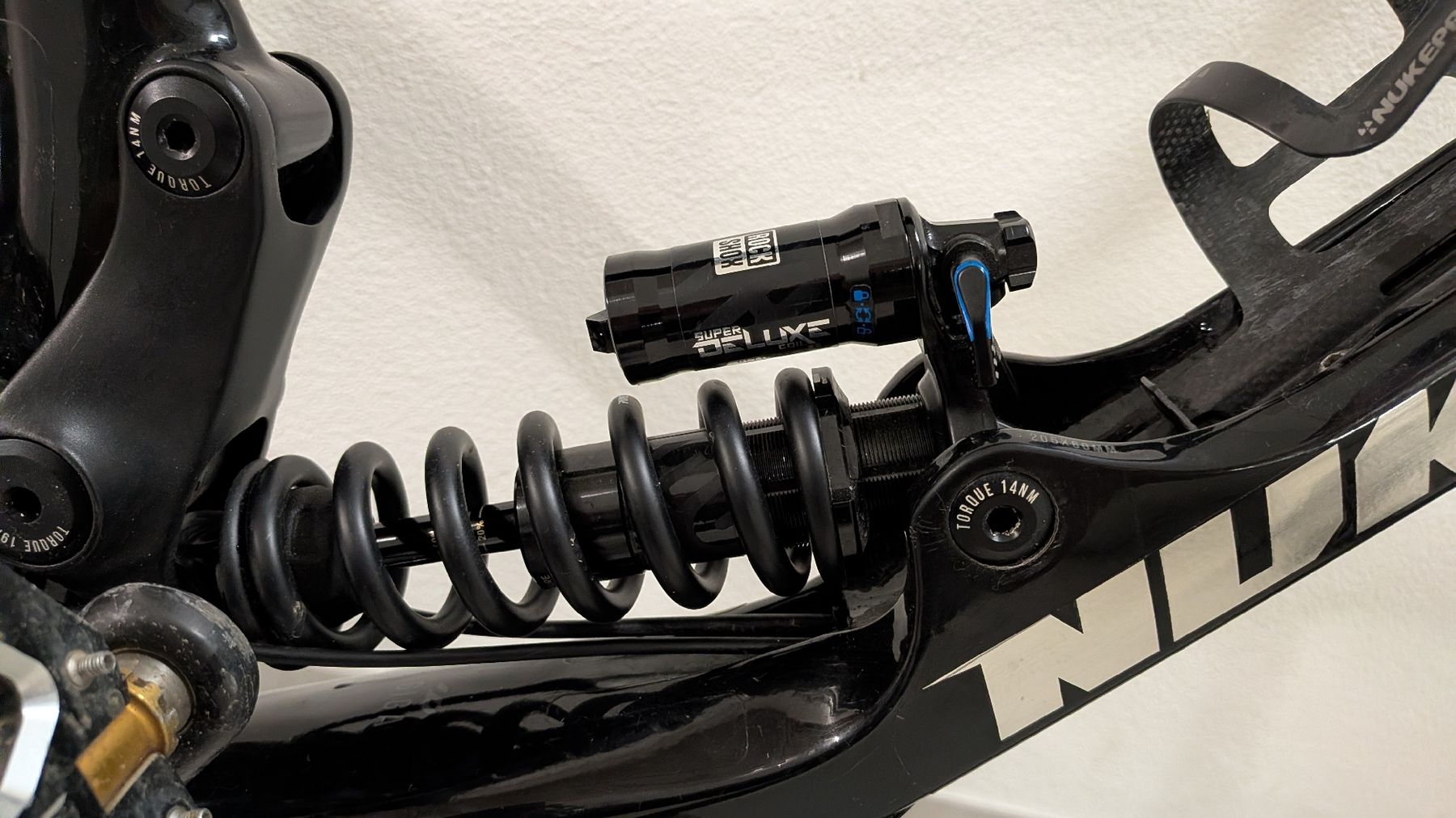 Velos: Nukeproof Giga 290 RS Coil - Grösse M - JG 23 – Gebraucht aus Interlaken von Yeti_ 5