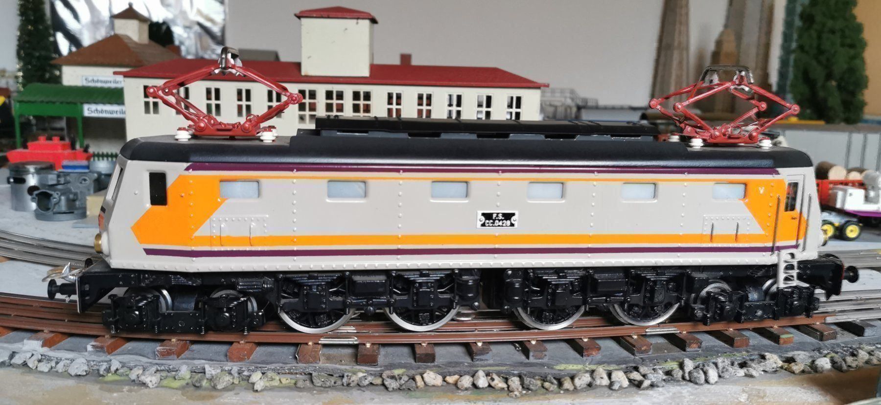 Modellini di ferrovie: Elettren FS 0428 Lokomotive 3L – Usato da Aesch BL venduto da Refurber