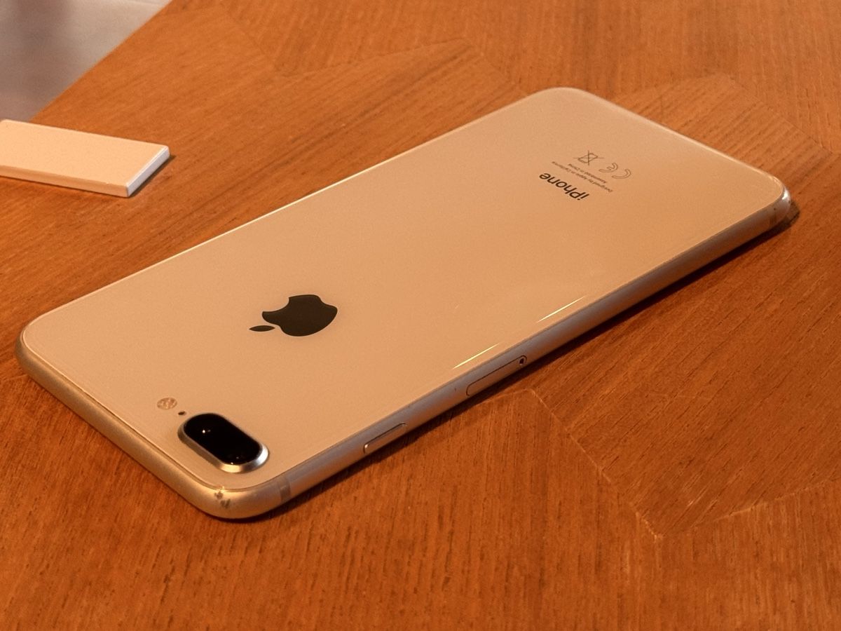 Apple Handys / Smartphones: Apple iPhone 8 Plus, White, 256 GB – Gebraucht aus Ponte Capriasca von lev002s 3