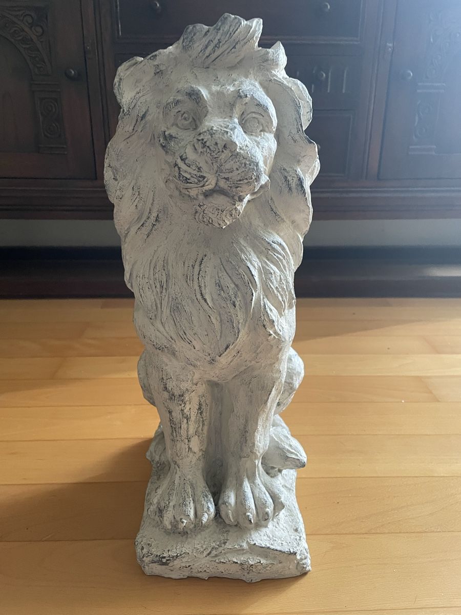 Figuren: Dekolöwe – Gebraucht aus Zürich von Sphinx04 1