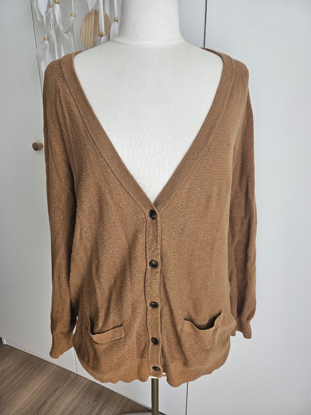 Levi's Vestes: leichter Cardigan Levis gr.L ocker – D'occasion à Allschwil par na.wi.90