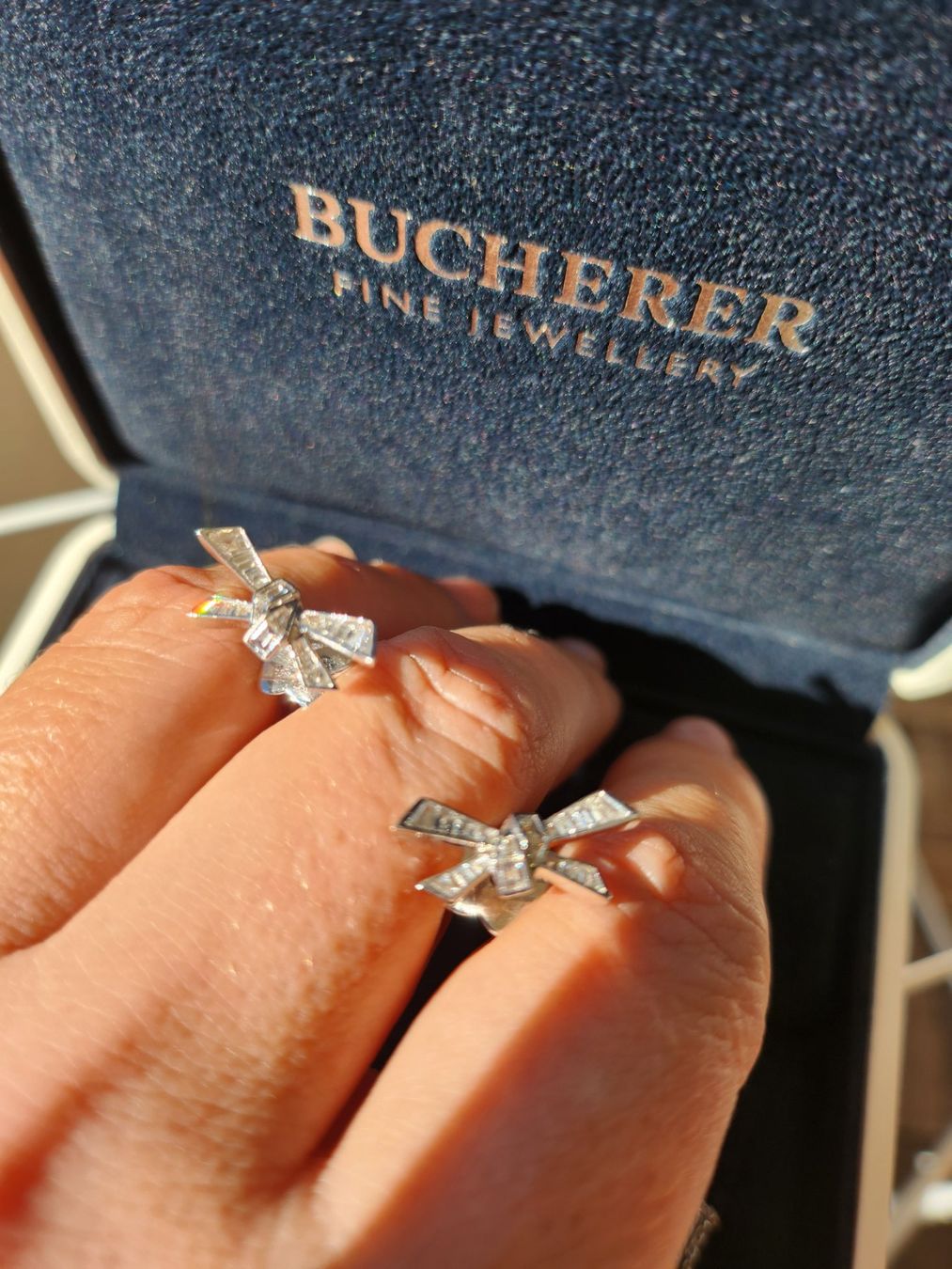 Bucherer Orecchini pendenti & Orecchini a lobo: Bucherer " Ohrstecken mit Diamanten. – Usato da Dietikon venduto da Oxana01 1