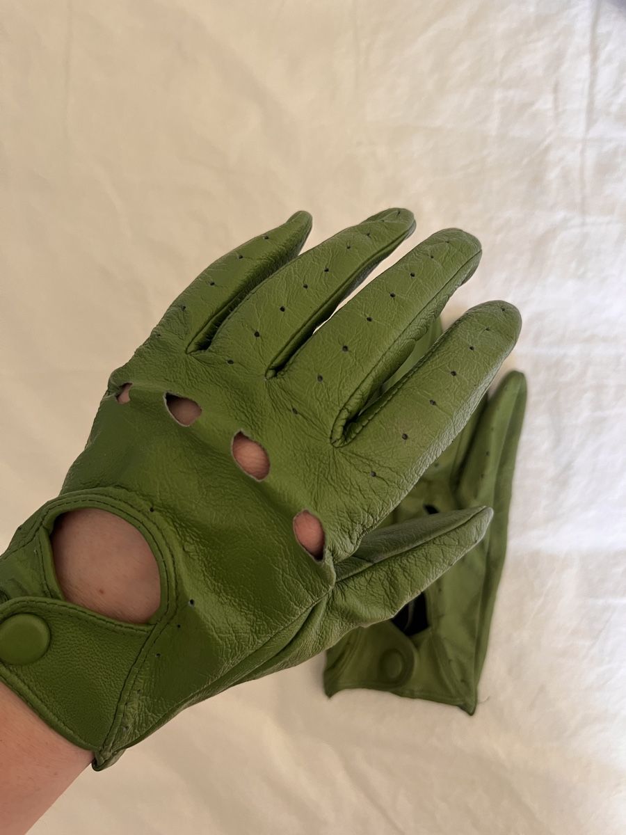 Guanti & manicotti: Cool Retro Leather Driving Gloves – Usato da Zürich venduto da Nowstalgia