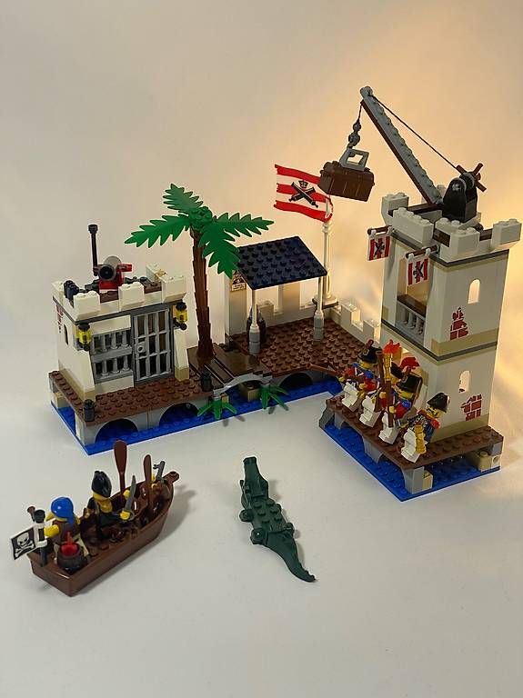 Jouets: Lego Pirates Grosse Sammlung – D'occasion à Zürich par CNM_Ricardo 2