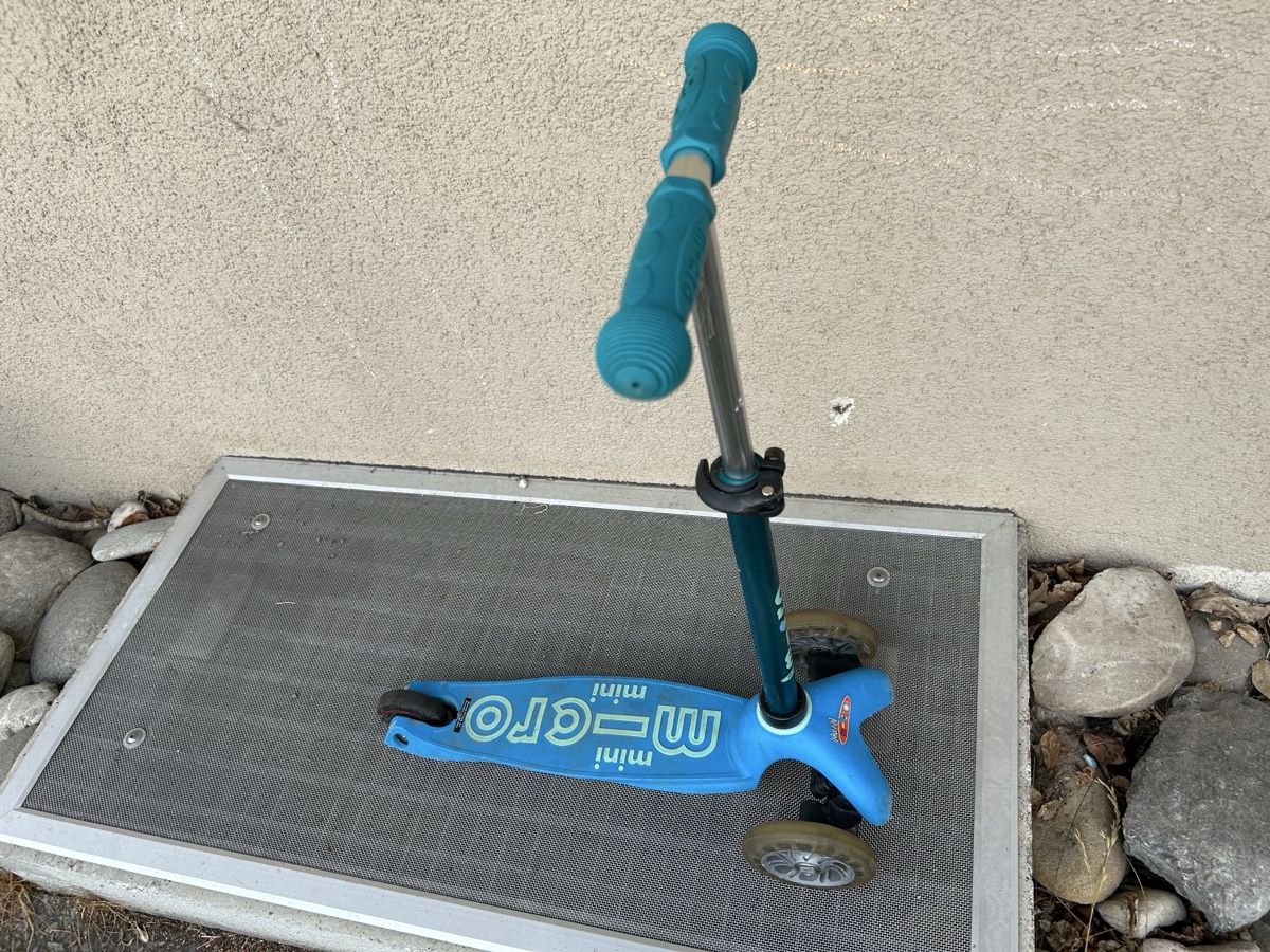Micro Kickboard: Micro Mobility Roller blau gebraucht – D'occasion à Münsingen par dan_tw5r