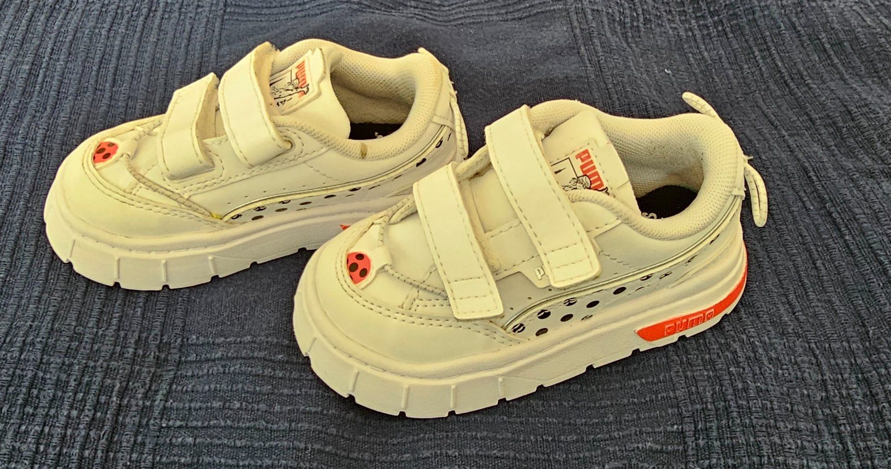 Puma Scarpe per ragazzi: Chaussures Puma Miraculous bébé blanches, pointure 22 – Usato da Biel/Bienne venduto da Djdreamx 1
