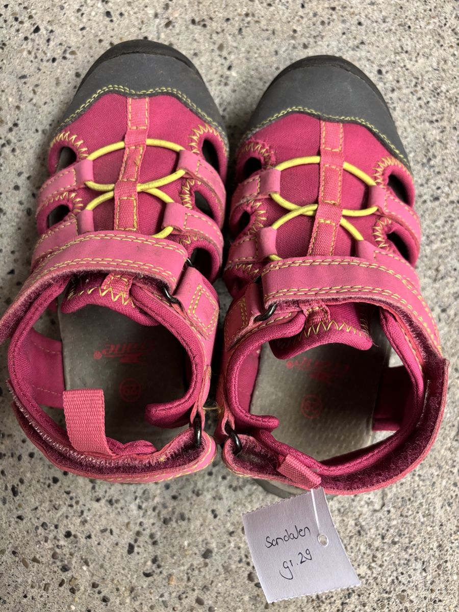 Schuhe für Mädchen: Sandalen pink, Grösse 29 – Gebraucht aus Büren an der Aare von Nikito2001 2