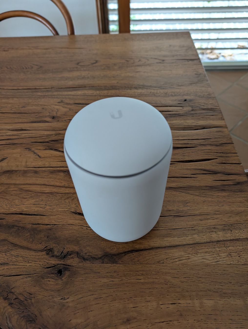 Ubiquiti Modem & Router: Ubiquiti UniFi Dream Machine – Usato da Delémont venduto da breacH