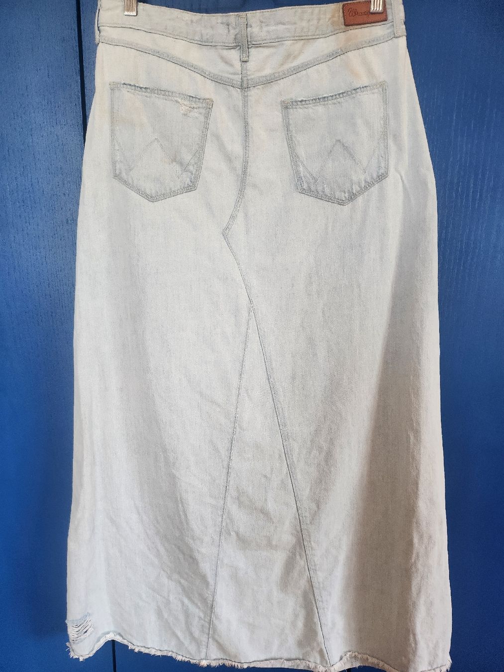 Lotti di vestiti: Lässiger Jeansrock mit Kimono und Weste – Usato da Forch venduto da ang_bhq6 2